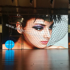 1500 cd/m2 Interactief indoor LED-display met touchscreen afstandsbediening