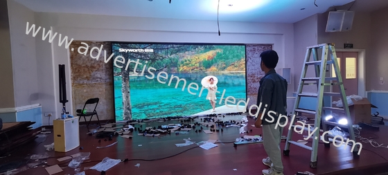 Hoge vernieuwingssnelheid Indoor LED-scherm Compact en licht voor een soepele videoafspeling